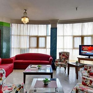 Hotel Barog Heights